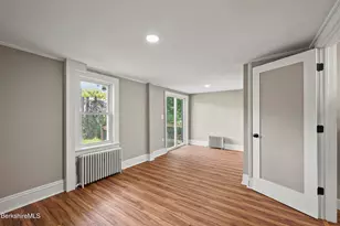 26 Davis St, Pittsfield, MA 01201 - Photo 9