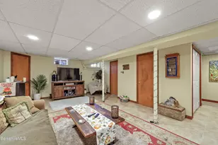 551 Tamarack Rd, Pittsfield, MA 01201 - Photo 35