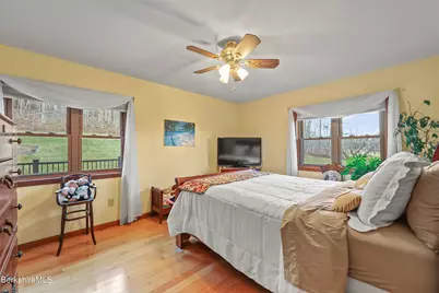 551 Tamarack Rd, Pittsfield, MA 01201 - Photo 21