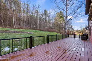 551 Tamarack Rd, Pittsfield, MA 01201 - Photo 41