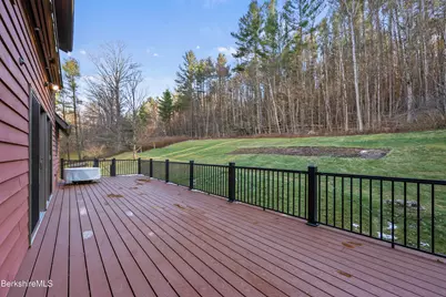 551 Tamarack Rd, Pittsfield, MA 01201 - Photo 49