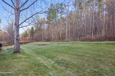 551 Tamarack Rd, Pittsfield, MA 01201 - Photo 45