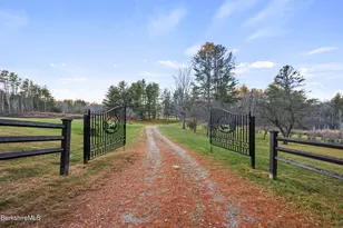 403 Churchill St, Pittsfield, MA 01201 - Photo 5