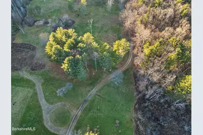 407 Churchill St, Pittsfield, MA 01201 - Photo 7