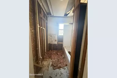 32-38 Spring St, North Adams, MA 01247 - Photo 9