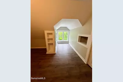 319 Old Columbia St, Adams, MA 01220 - Photo 15