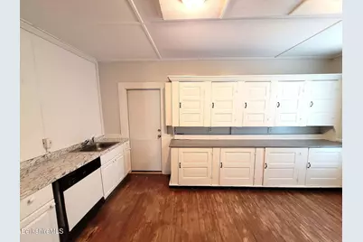 50-52 Summer St, Adams, MA 01220 - Photo 19