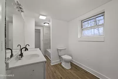 41 Prospect St, North Adams, MA 01247 - Photo 19