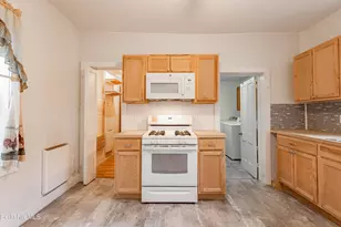 469 Fenn St, Pittsfield, MA 01201 - Photo 15