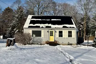 18 Chestnut St, Dalton, MA 01226 - Photo 3