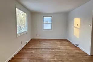 18 Chestnut St, Dalton, MA 01226 - Photo 5