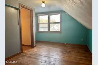 18 Chestnut St, Dalton, MA 01226 - Photo 23