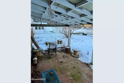 18 Chestnut St, Dalton, MA 01226 - Photo 29