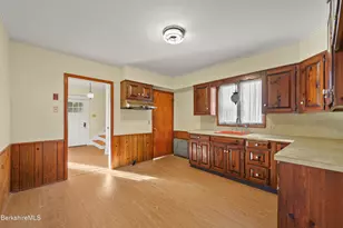 36 Pittsfield Ave, Pittsfield, MA 01201 - Photo 17