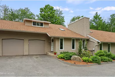 15 Wexford Ct #33, Lenox, MA 01240 - Photo 1