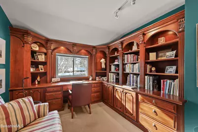 60 Churchill Crest, Pittsfield, MA 01201 - Photo 19