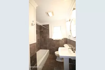 51 Anita Dr, Pittsfield, MA 01201 - Photo 17