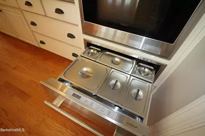 51 Anita Dr, Pittsfield, MA 01201 - Photo 9