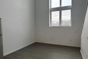 235 East St, Pittsfield, MA 01201 - Photo 7