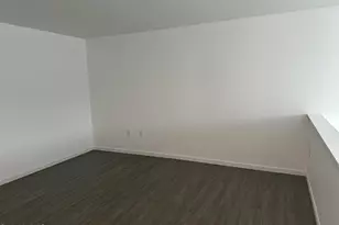 235 East St, Pittsfield, MA 01201 - Photo 9