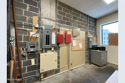 41 North St, Pittsfield, MA 01201 - Photo 29