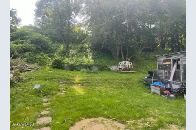 21 Enterprise St, Adams, MA 01220 - Photo 29