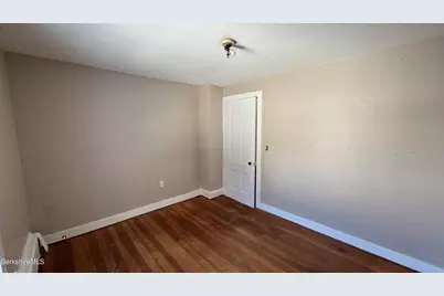 21 Enterprise St, Adams, MA 01220 - Photo 21