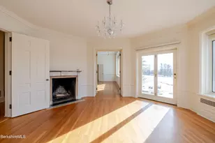 200 Old Stockbridge Rd, Stockbridge, MA 01262 - Photo 9