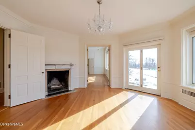 200 Old Stockbridge Rd Vanna #3, Stockbridge, MA 01262 - Photo 9