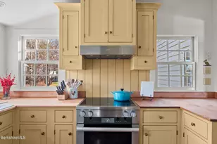 7 Stockbridge Rd, West Stockbridge, MA 01266 - Photo 15