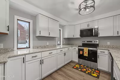 123 Broadview Ter, Pittsfield, MA 01201 - Photo 7