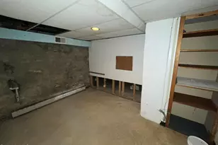 292 West St, Pittsfield, MA 01201 - Photo 33