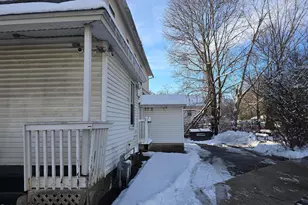 292 West St, Pittsfield, MA 01201 - Photo 5