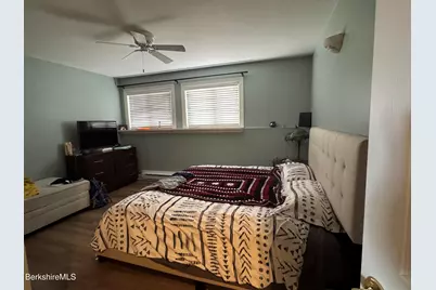 189 Stratton Rd, Williamstown, MA 01267 - Photo 9