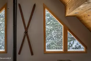 1335 Swamp Rd, Richmond, MA 01254 - Photo 9