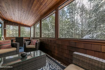 1335 Swamp Rd, Richmond, MA 01254 - Photo 15