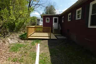 1 Lakewood Dr, Pittsfield, MA 01201 - Photo 3
