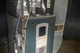 21 Sunset St, Pittsfield, MA 01201 - Photo 9