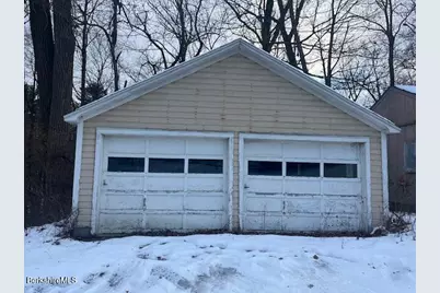 17 High St, West Stockbridge, MA 01266 - Photo 13