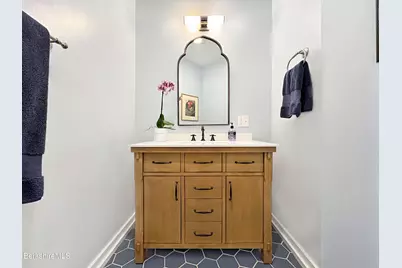 5 Eastbrook Ln, Pittsfield, MA 01201 - Photo 21