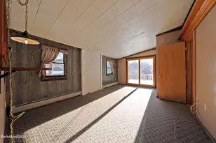 86 E Main St, Stockbridge, MA 01262 - Photo 37