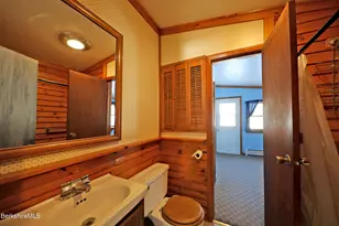 86 E Main St, Stockbridge, MA 01262 - Photo 45