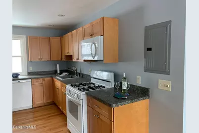 4 Morgan  Manor #4, Lenox, MA 01240 - Photo 7