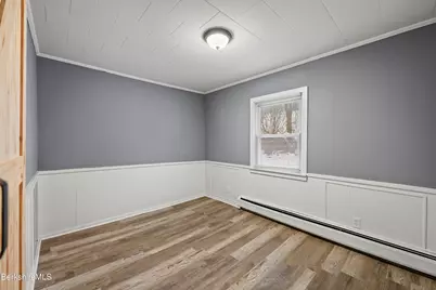 6 Meadow Ln, Adams, MA 01220 - Photo 15