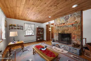 132 Outlook Ave, Cheshire, MA 01225 - Photo 9