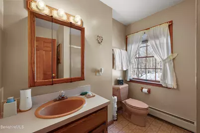 132 Outlook Ave, Cheshire, MA 01225 - Photo 39