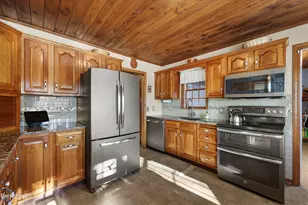 132 Outlook Ave, Cheshire, MA 01225 - Photo 13