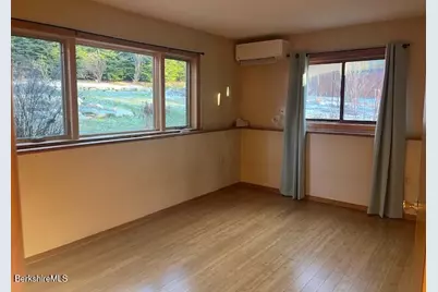 9 Forest Row, Great Barrington, MA 01230 - Photo 15