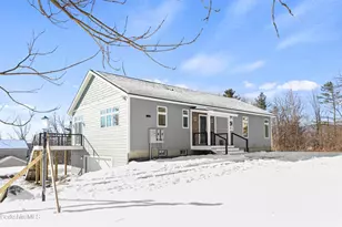 10 Aqua St, Lanesborough, MA 01237 - Photo 57