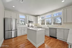 10 Aqua St, Lanesborough, MA 01237 - Photo 19
